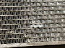 Load image into Gallery viewer, RADIATOR - NW131595