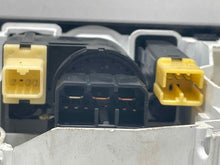 Load image into Gallery viewer, AC HEATER TEMP CONTROL Mazda Miata 1999 99 - NW486578