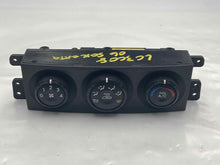 Load image into Gallery viewer, Temp Climate AC Heater Control Kia Sorento 2003 03 2004 04 2005 05 2006 06 LX EX - NW100607