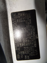 Load image into Gallery viewer, TRANSFER CASE Kia Sorento 2005 05 2006 06 2007 07 2008 08 2009 09 Auto - NW176933