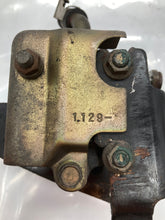 Load image into Gallery viewer, Power Steering Pump 1991 - NW163634