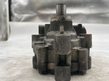 Load image into Gallery viewer, Power Steering Pump Pontiac Solstice 2008 - NW162905