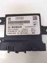 Load image into Gallery viewer, PARK ASSIST CONTROL MODULE COMPUTER Regal Verano Camaro Cruze 10-17 - NW26537