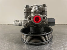 Load image into Gallery viewer, POWER STEERING PUMP Hyundai Genesis 09 10 11 12 13 14 - NW163419