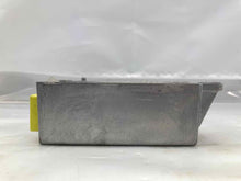 Load image into Gallery viewer, Air Bag Computer Mazda 6 2005 05 - NW33998