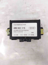 Load image into Gallery viewer, THEFT LOCKING MODULE Audi A4 A6 S4 S6 98 99 00 01 - 03 - NW28258