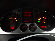 Load image into Gallery viewer, SPEEDOMETER CLUSTER Volkswagen Passat 2006 06 2007 07 - NW162222