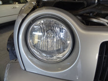 Load image into Gallery viewer, HEADLIGHT LAMP ASSEMBLY Liberty 2002 02 2003 03 2004 04 Right - NW102071