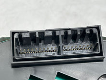 Load image into Gallery viewer, Speedometer Cluster Hyundai Veracruz 2008 - NW160385