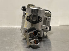 Load image into Gallery viewer, THROTTLE BODY Infiniti Q45 1997 97 98 99 00 01 - NW177963