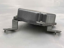 Load image into Gallery viewer, TRANSFER CASE CONTROL MODULE COMPUTER M35 M45 2009 09 2010 10 - NW31496
