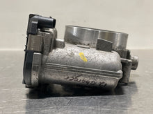 Load image into Gallery viewer, THROTTLE BODY Charger Challenger Avenegr 2011 11 3.6L - NW177392