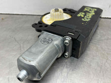 Load image into Gallery viewer, Sunroof Motor LEXUS RX400H 2006 - NW524690