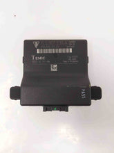 Load image into Gallery viewer, NETWORK CONTROL MODULE COMPUTER Porsche Cayenne 05 06 07 08 - NW36836