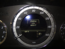 Load image into Gallery viewer, CARRIER ASSEMBLY E250 Van C230 C250 C300 C350 C63 E250D E300 08-16 AWD - NW46962