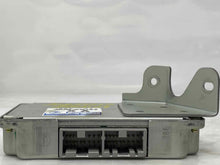 Load image into Gallery viewer, Transmission Computer Legacy 2001 01 2.5L - NW37855