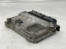 Load image into Gallery viewer, ECU ECM COMPUTER Passat 2012 12 2.5L Auto - NW62827