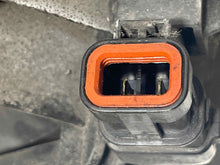 Load image into Gallery viewer, RADIATOR FAN ASSEMBLY Hyundai Santa Fe 03 04 05 06 - NW63913