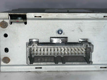Load image into Gallery viewer, Radio Cadillac Catera 2000 - NW134403
