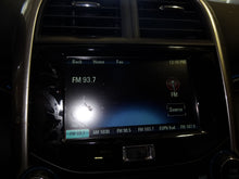 Load image into Gallery viewer, RADIO Chevrolet Caprice Malibu Volt 2014 14 AM FM CD - NW135334