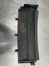 Load image into Gallery viewer, FENDER Range Rover 2003 03 2004 04 2005 05 Right - NW76922