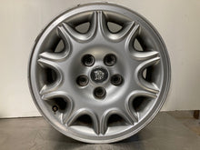 Load image into Gallery viewer, WHEEL Jaguar Xj8 98 99 16" Alloy 10 Triangle Slots - NW199541