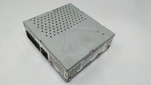 Load image into Gallery viewer, Radio MERCEDES E-CLASS 2005 - NW7452