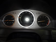 Load image into Gallery viewer, SPEEDOMETER CLUSTER Mercedes-Benz C230 C300 C350 2008 08 - NW160983
