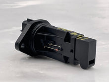 Load image into Gallery viewer, Mass Air Flow Sensor Meter MAF I35 Maxima Pathfinder 02 03 - NW5029