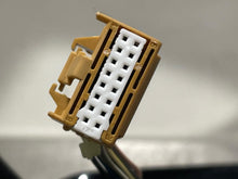 Load image into Gallery viewer, SIDE VIEW DOOR MIRROR Audi A4 06 07 08 09 Right - NW51530