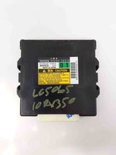 Load image into Gallery viewer, TRANSFER CASE CONTROL MODULE COMPUTER RX350 10 11 12 13 14 15 - NW33872