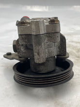 Load image into Gallery viewer, POWER STEERING PUMP Nissan Murano 2005 05 2006 06 2007 07 - NW163382