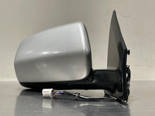 Load image into Gallery viewer, SIDE VIEW DOOR MIRROR Nissan Murano 2005 05 2006 06 2007 07 Right - NW52451
