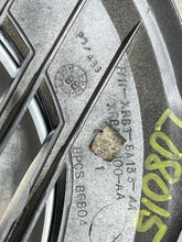 Load image into Gallery viewer, GRILL Jaguar S Type 2000 00 2001 01 2002 02 2003 03 - NW98400
