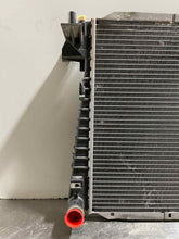 Load image into Gallery viewer, RADIATOR Jaguar S Type 2000 00 2001 01 2002 02 2003 03 - NW132259
