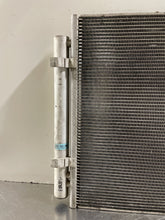 Load image into Gallery viewer, AC CONDENSOR Hyundai Santa Fe Kia Sorento 10 11 12 13 14 15 - NW43927
