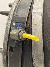 Load image into Gallery viewer, STRUT Range Rover 2003 03 2004 04 2005 05 Front Right - NW173980