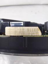 Load image into Gallery viewer, SPEEDOMETER CLUSTER Audi A4 1999 99 - NW159444