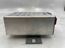 Load image into Gallery viewer, CRUISE CONTROL COMPUTER Audi A4 A6 A8 Passat 96 - 01 02 - NW28214