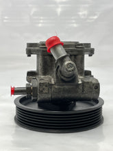 Load image into Gallery viewer, POWER STEERING PUMP 325i 320i 330i 2001 01 2002 02 - NW163083