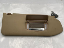 Load image into Gallery viewer, Interior Sun Visors Honda Pilot 2006 - NW191628