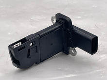 Load image into Gallery viewer, Mass Air Flow Sensor Meter MAF Escape F250SD Pickup F350SD Pickup 11-15 - NW4517