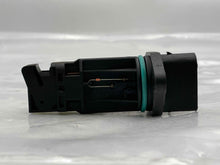 Load image into Gallery viewer, Mass Air Flow Sensor Meter Maf BMW M3 2002 - NW4903