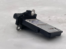 Load image into Gallery viewer, Mass Air Flow Sensor Meter MAF Crown Victoria E150 Van E250 04-14 - NW4607
