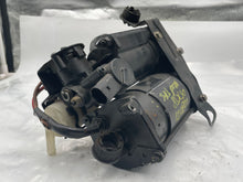 Load image into Gallery viewer, SUSPENSION AIR COMPRESSOR PUMP Vanden Pl XJ XJ8 XJ8L XJL XJR 04-09 - NW8353