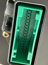 Load image into Gallery viewer, SPEEDOMETER CLUSTER Passat 2004 04 2005 05 - NW162193
