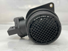 Load image into Gallery viewer, Mass Air Flow Sensor Meter MAF Volkswagen Passat 02 03 04 05 - NW5665