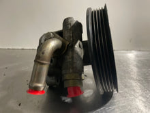 Load image into Gallery viewer, POWER STEERING PUMP AUDI A4 PASSAT 97 98 99 00 01 - 05 - NW164196