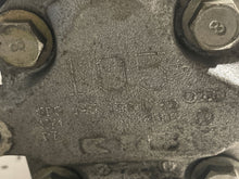 Load image into Gallery viewer, POWER STEERING PUMP AUDI A4 PASSAT 97 98 99 00 01 - 05 - NW164196