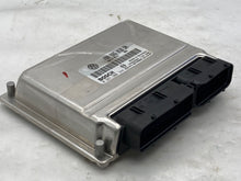 Load image into Gallery viewer, ECU ECM COMPUTER Passat 2004 04 1.8L - NW62813